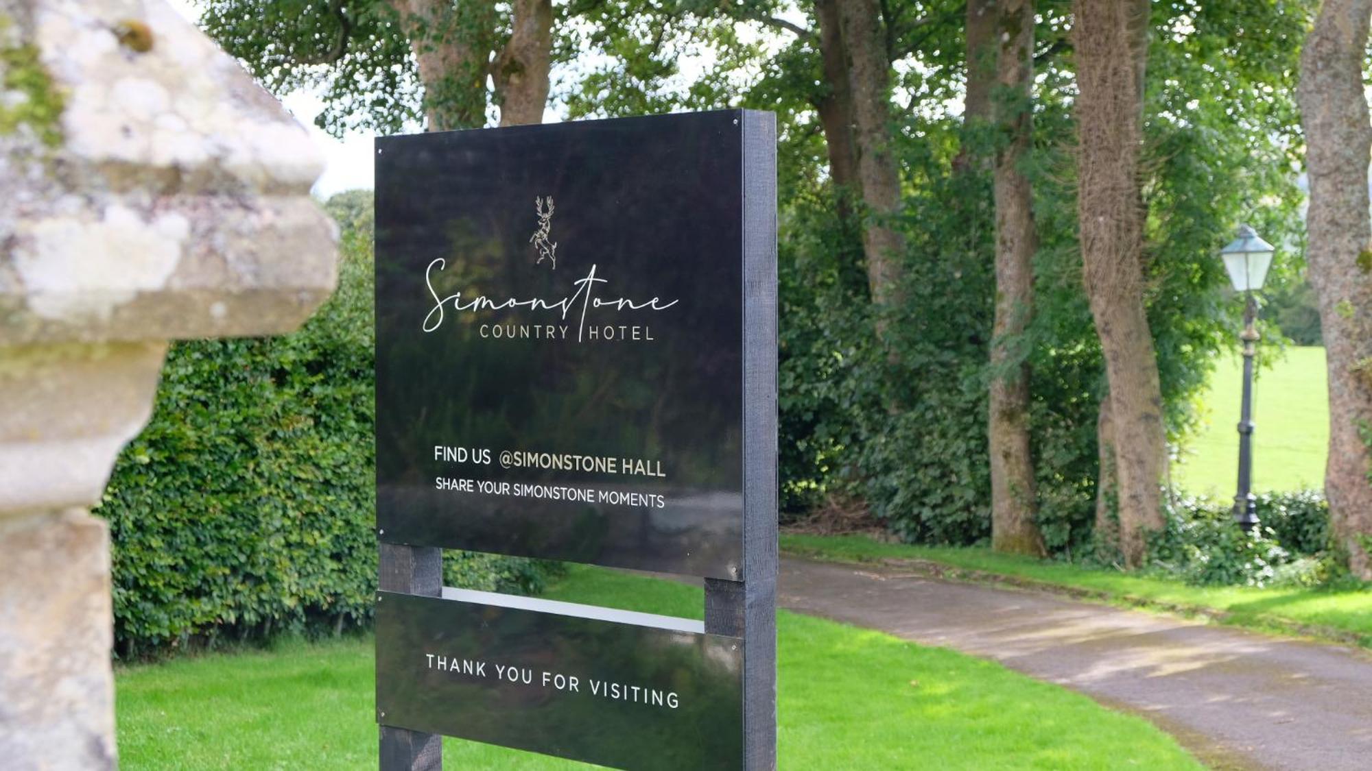 Simonstone Hall Hotel Hawes Eksteriør billede